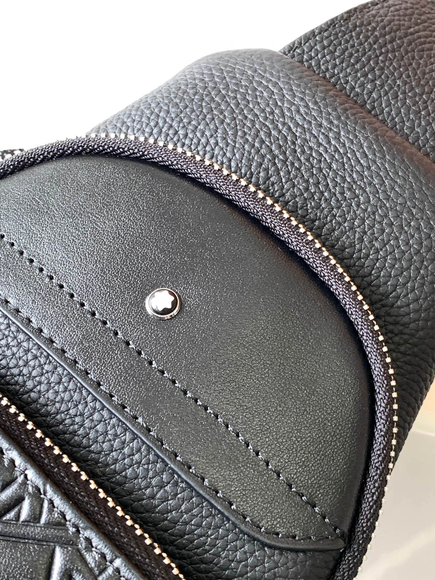 Mont Blanc AAA Man Messenger Bags SmartChoice 277