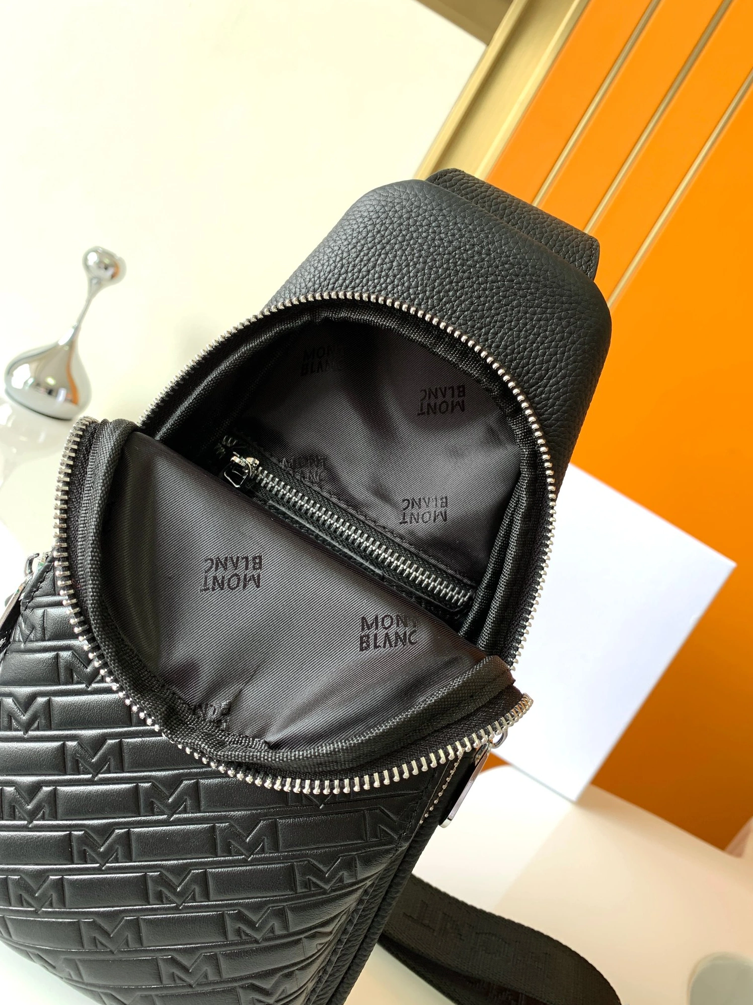 Mont Blanc AAA Man Messenger Bags SmartChoice 277