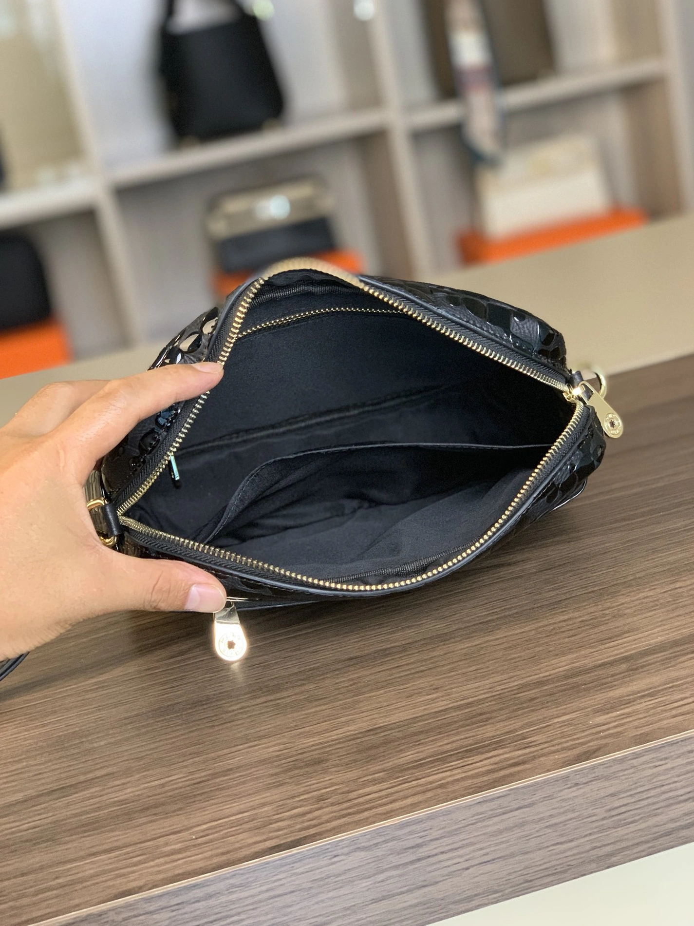 Mont Blanc AAA Man Messenger Bags Soft 9846