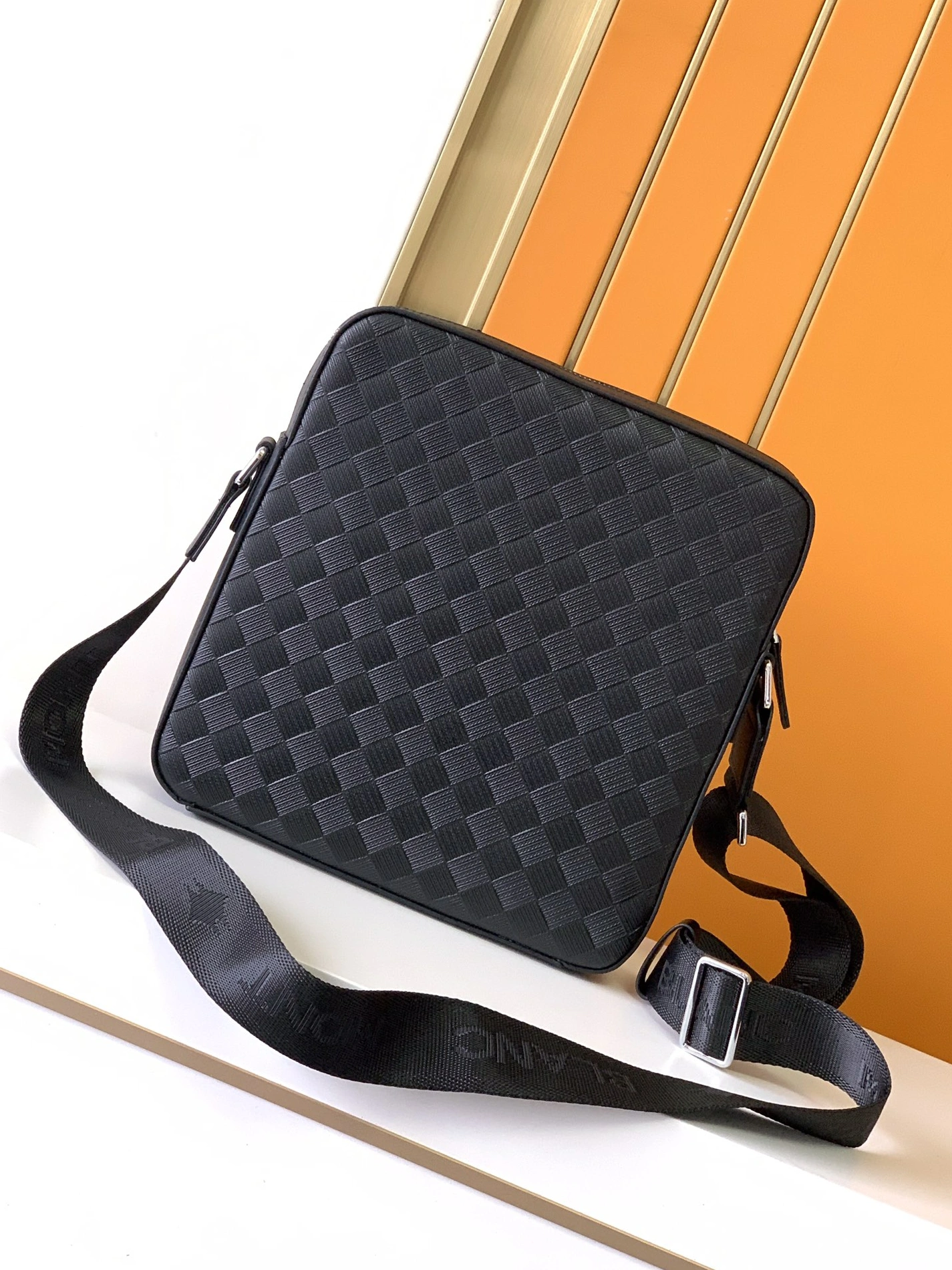 Mont Blanc AAA Man Messenger Bags StreetReady 5114