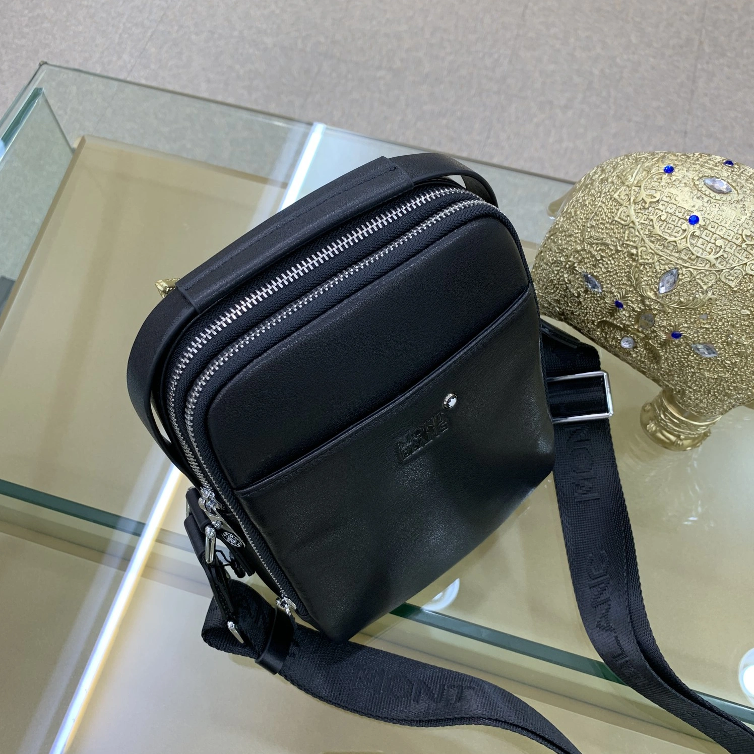 Mont Blanc AAA Man Messenger Bags Trendsetting 2931