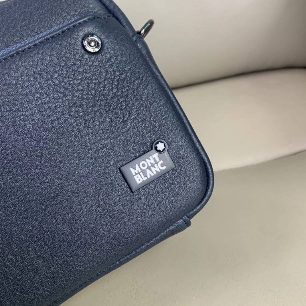 Mont Blanc AAA Man Messenger Bags Trendsetting 8546
