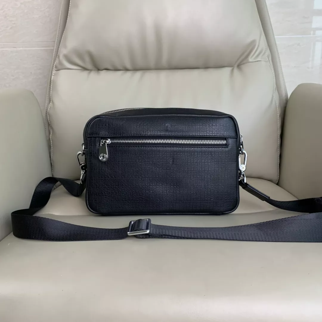 Mont Blanc AAA Man Messenger Bags Versatile 1089