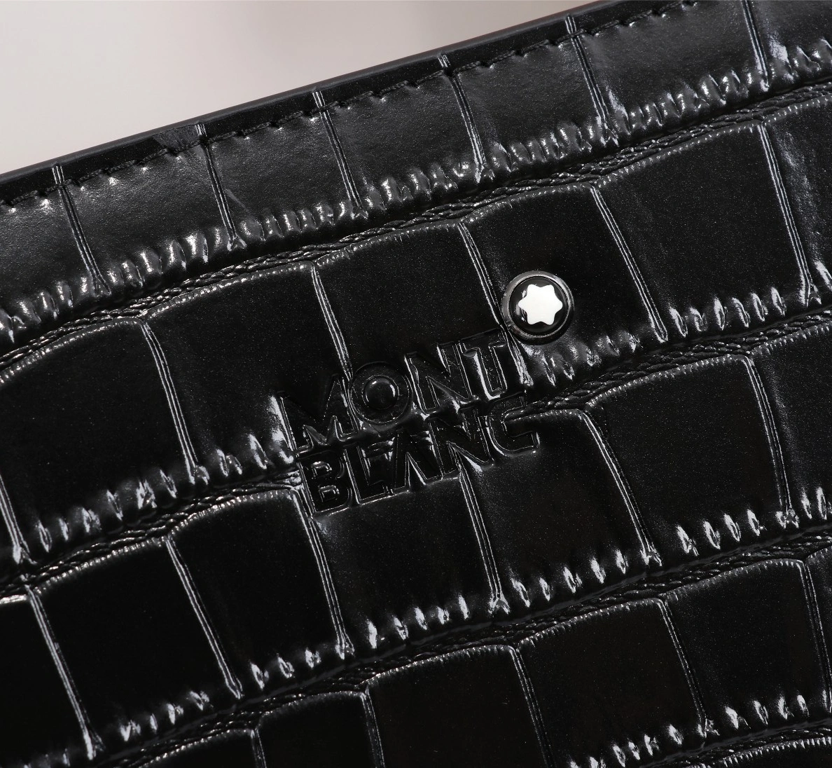 Mont Blanc AAA Man Wallets Minimalist 5909