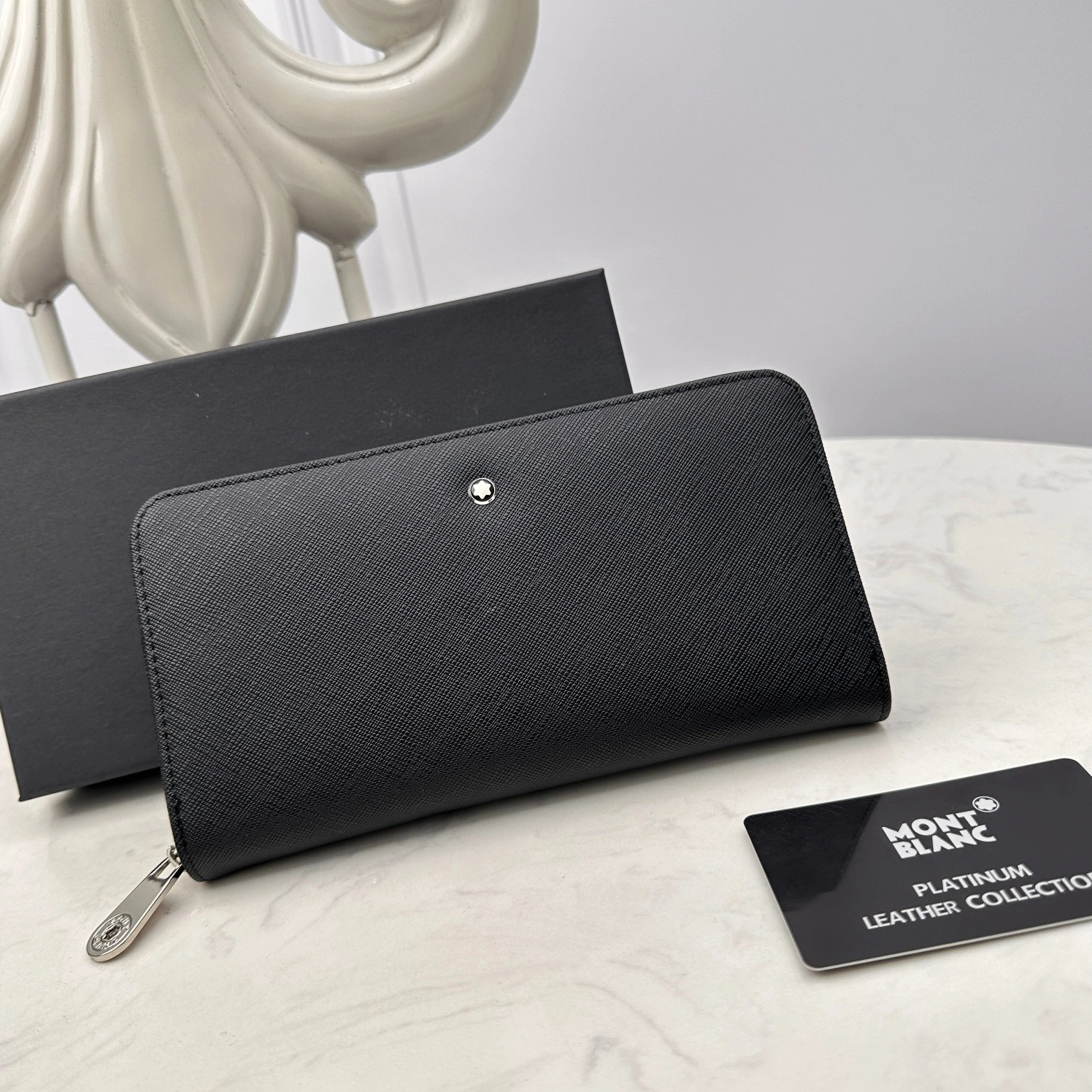Mont Blanc AAA Man Wallets Resilient 6638