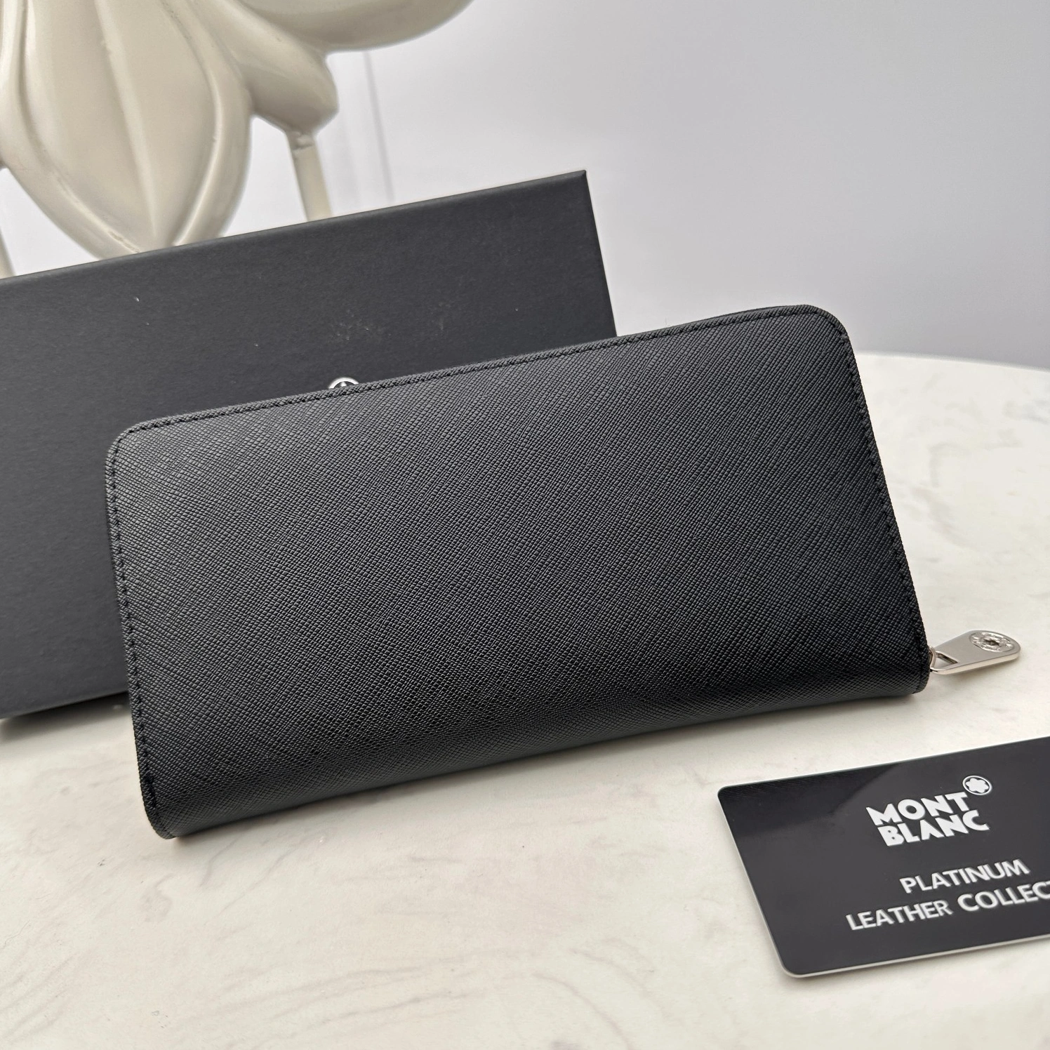 Mont Blanc AAA Man Wallets Resilient 6638