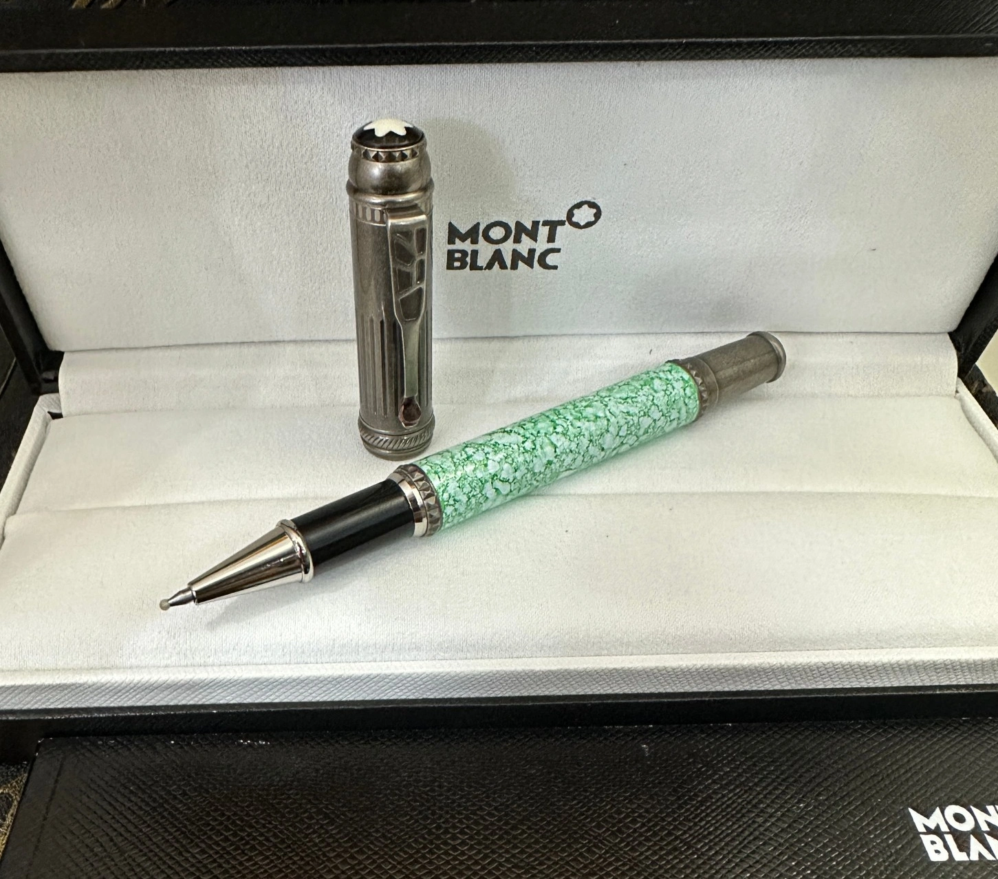 Montblanc Pen EyeCatching 3012
