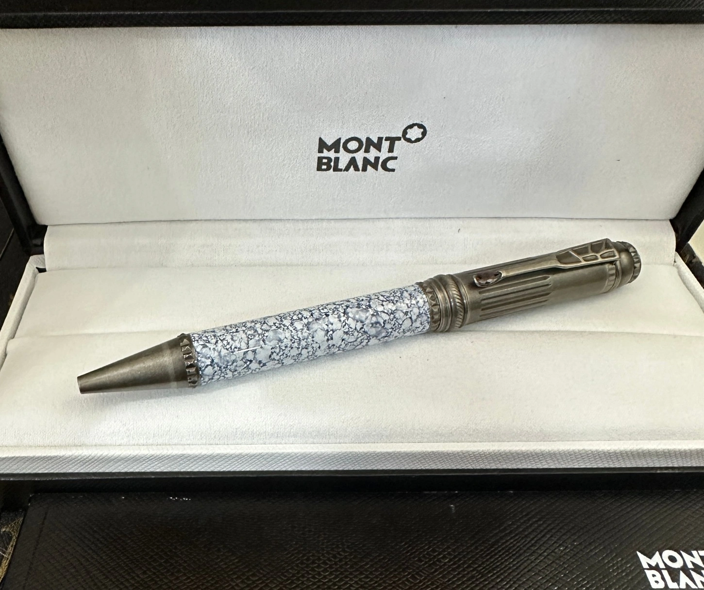 Montblanc Pen Timeless 5477
