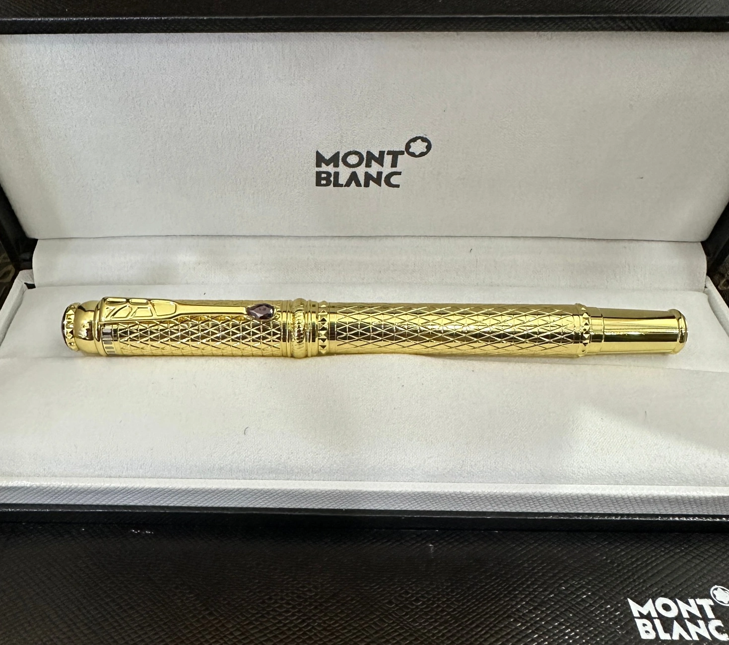 Montblanc Pen Versatile 1072