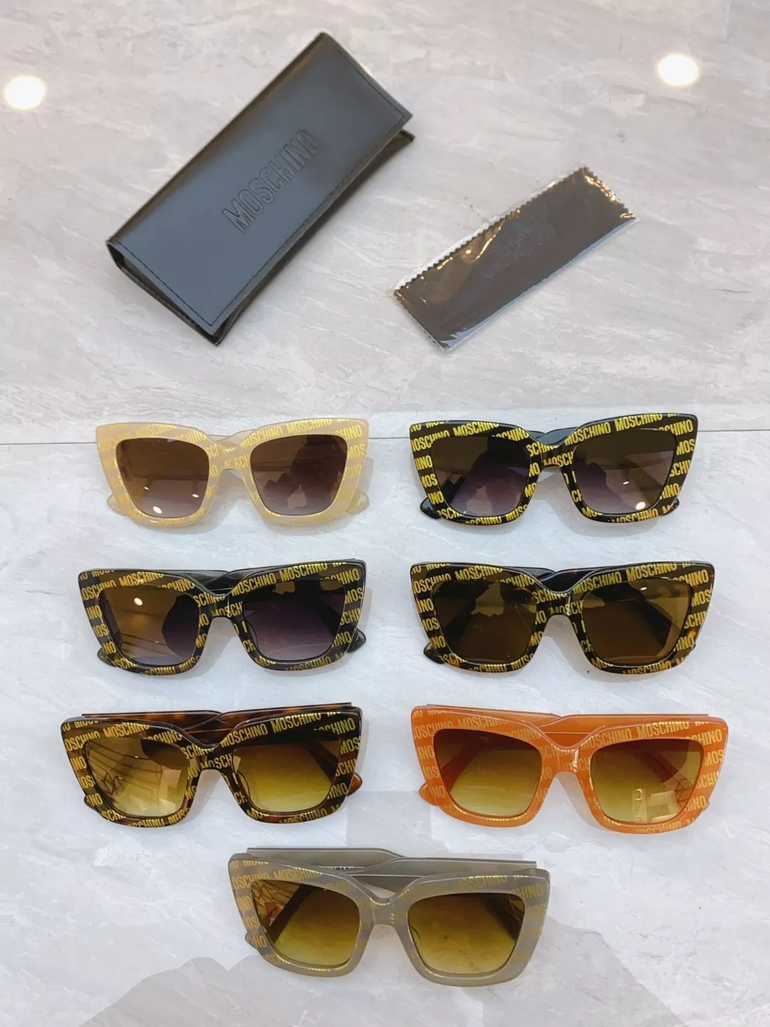 Moschino AAA Quality Sunglasses Classic 6221