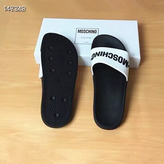 Moschino Slippers For Men Functional 9904