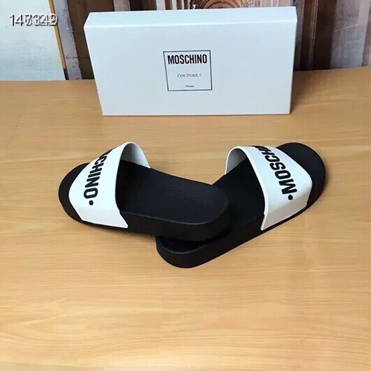 Moschino Slippers For Men Functional 9904