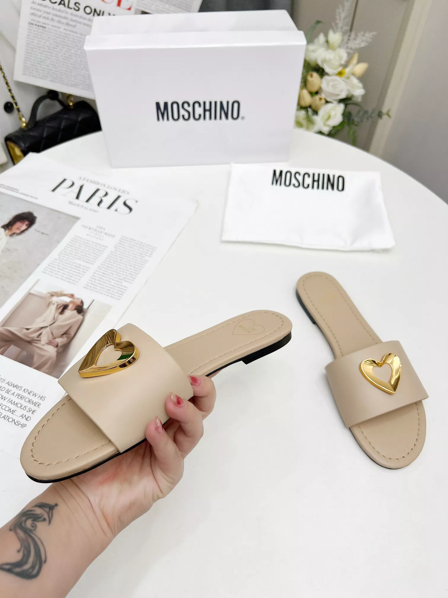 Moschino Slippers For Women Affordable 4735