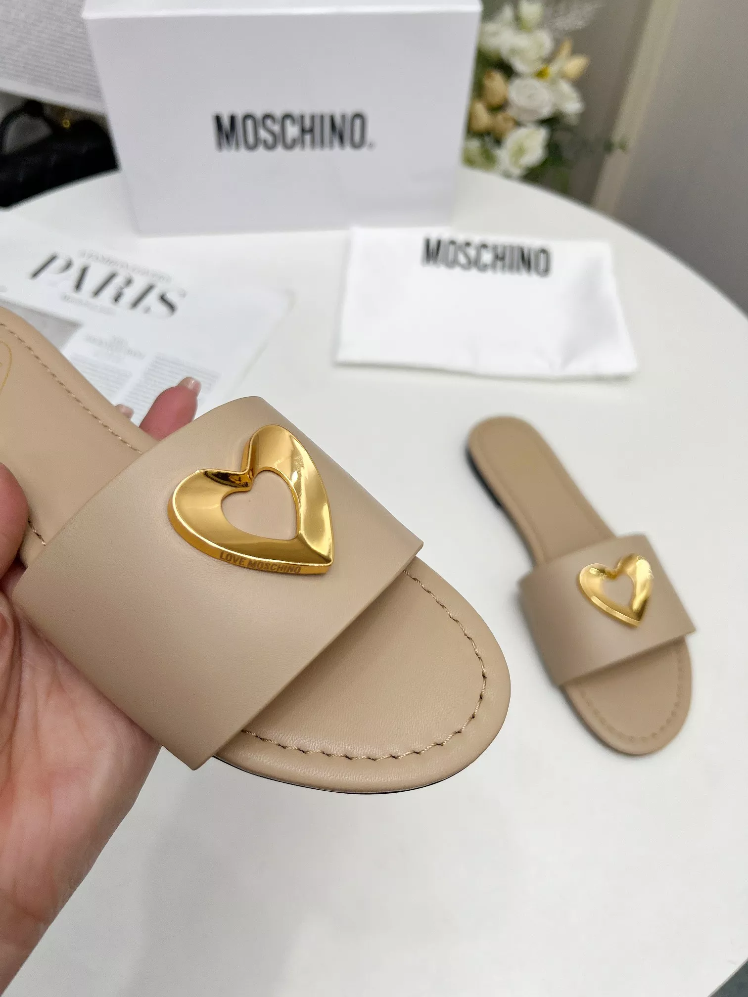 Moschino Slippers For Women Affordable 4735