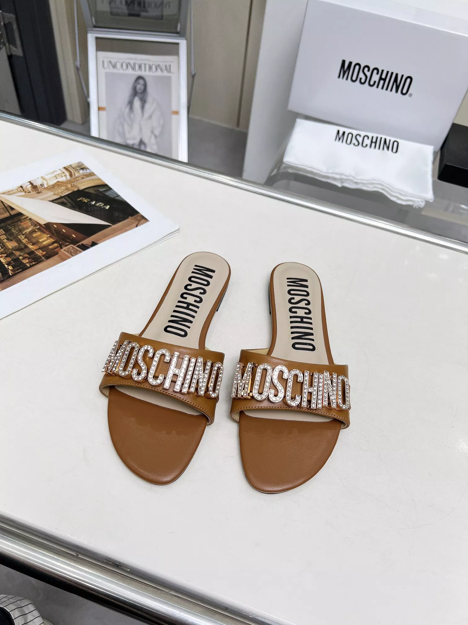 Moschino Slippers For Women WellDesigned 8150