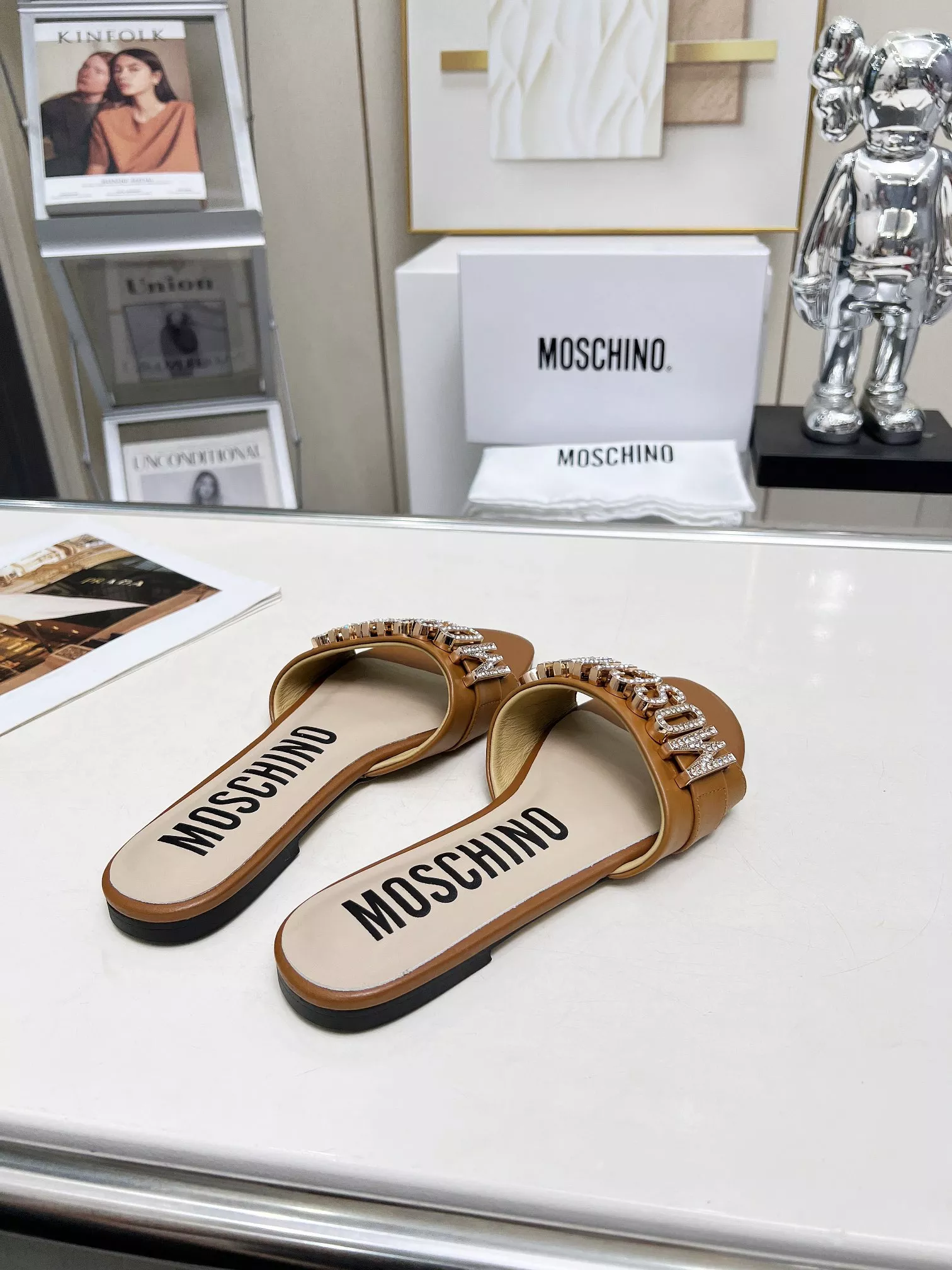 Moschino Slippers For Women WellDesigned 8150