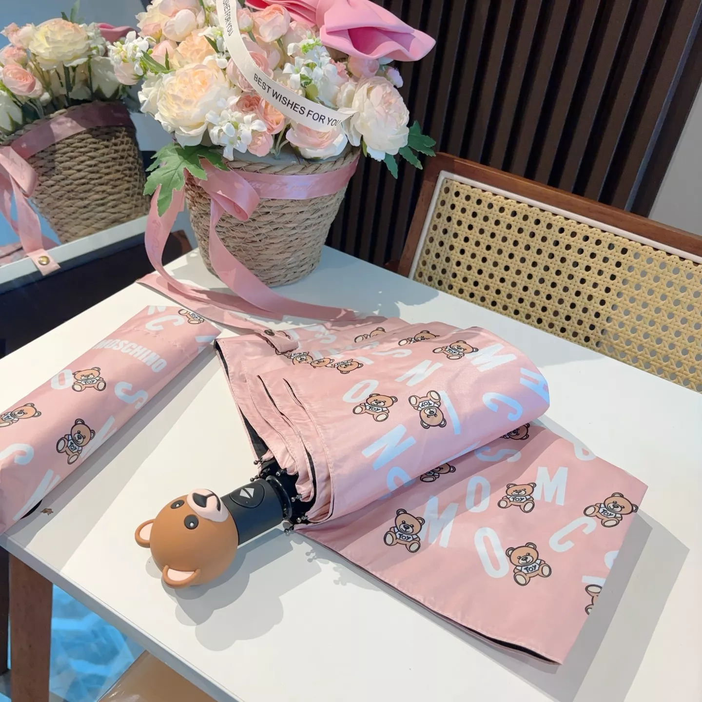 Moschino Umbrellas Modern 8840