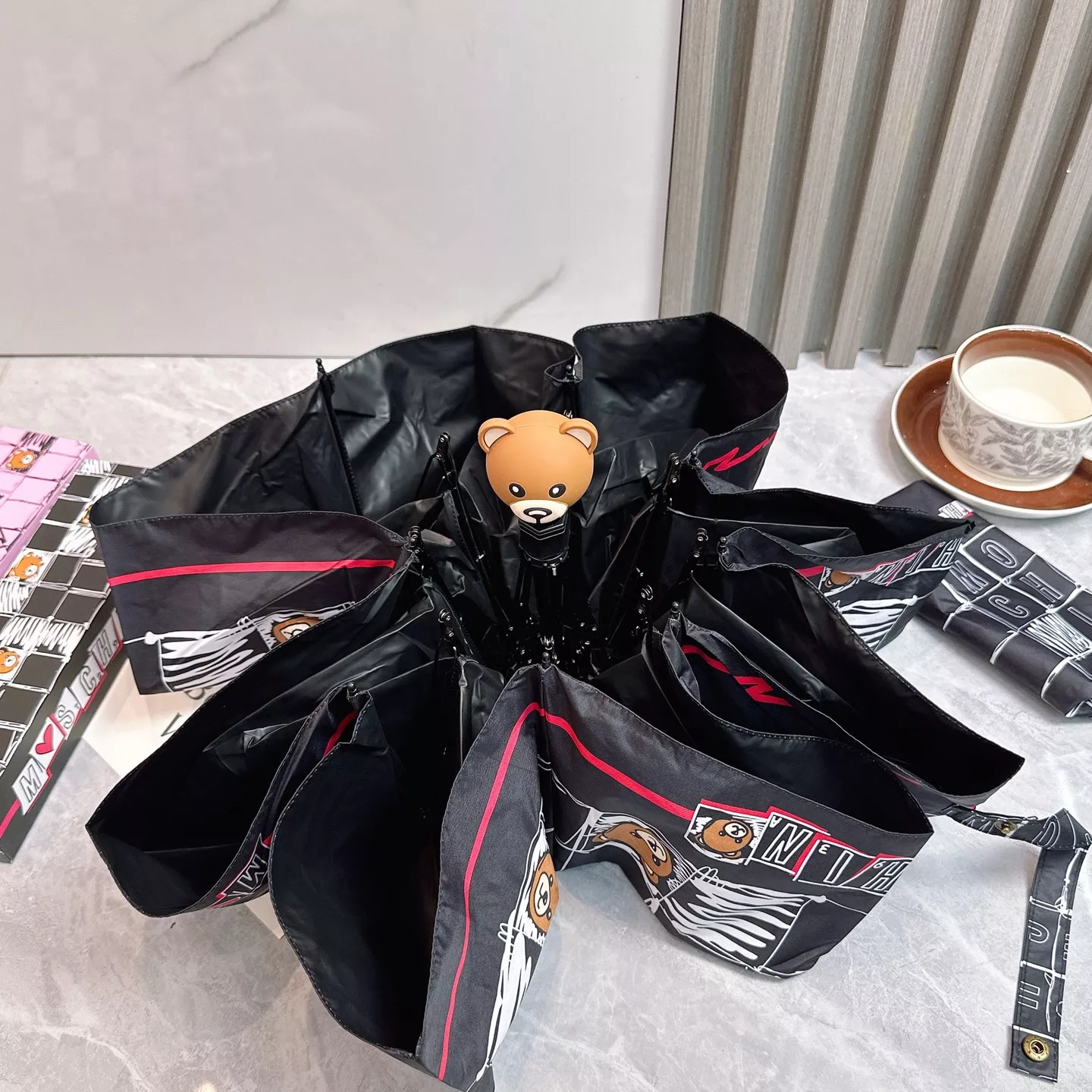 Moschino Umbrellas NewStyle 2033