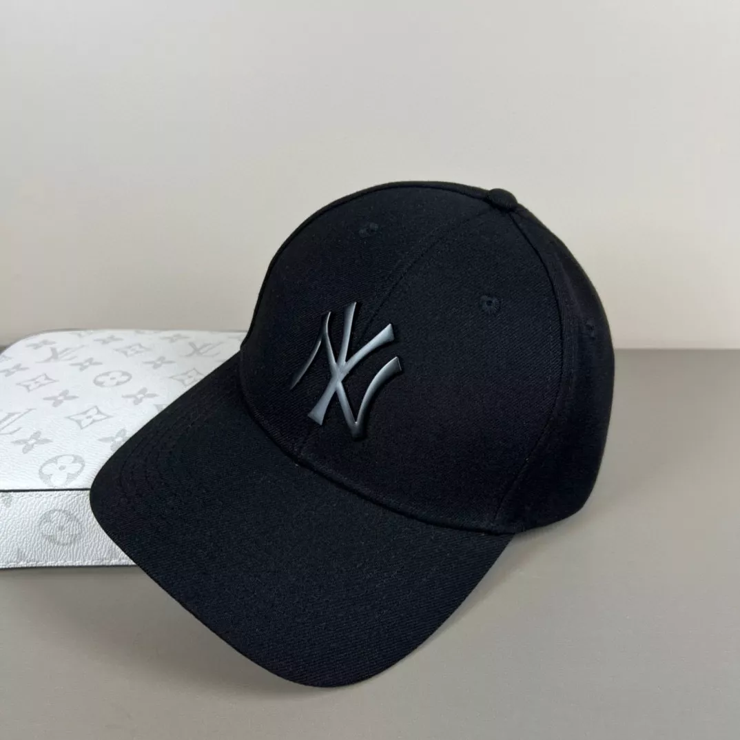 New York Yankees Caps GoAnywhere 5547