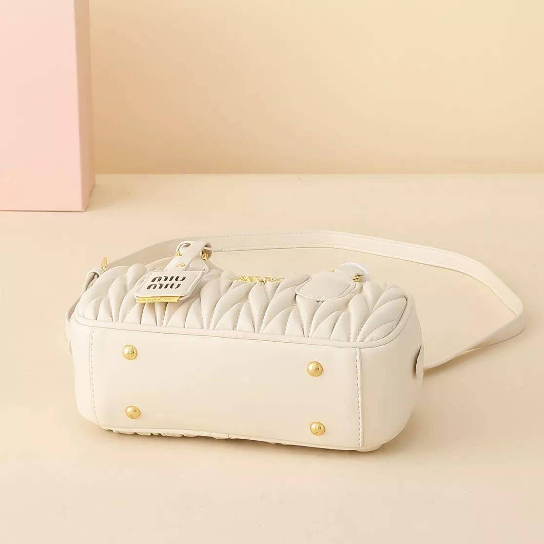 NewStyle 108 MIU MIU AAA Quality Handbags For Women