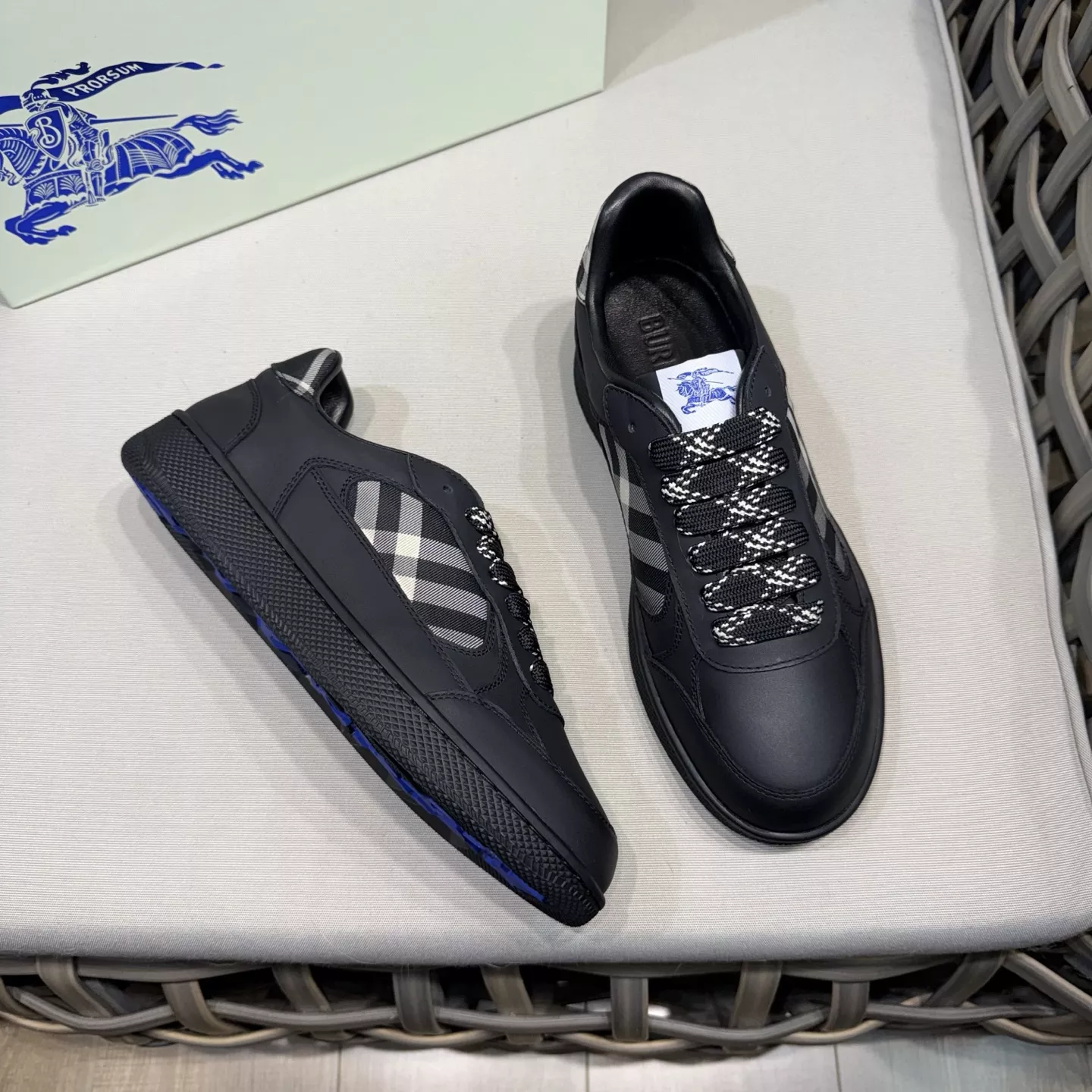 NewStyle 1122 Burberry Casual Shoes For Men