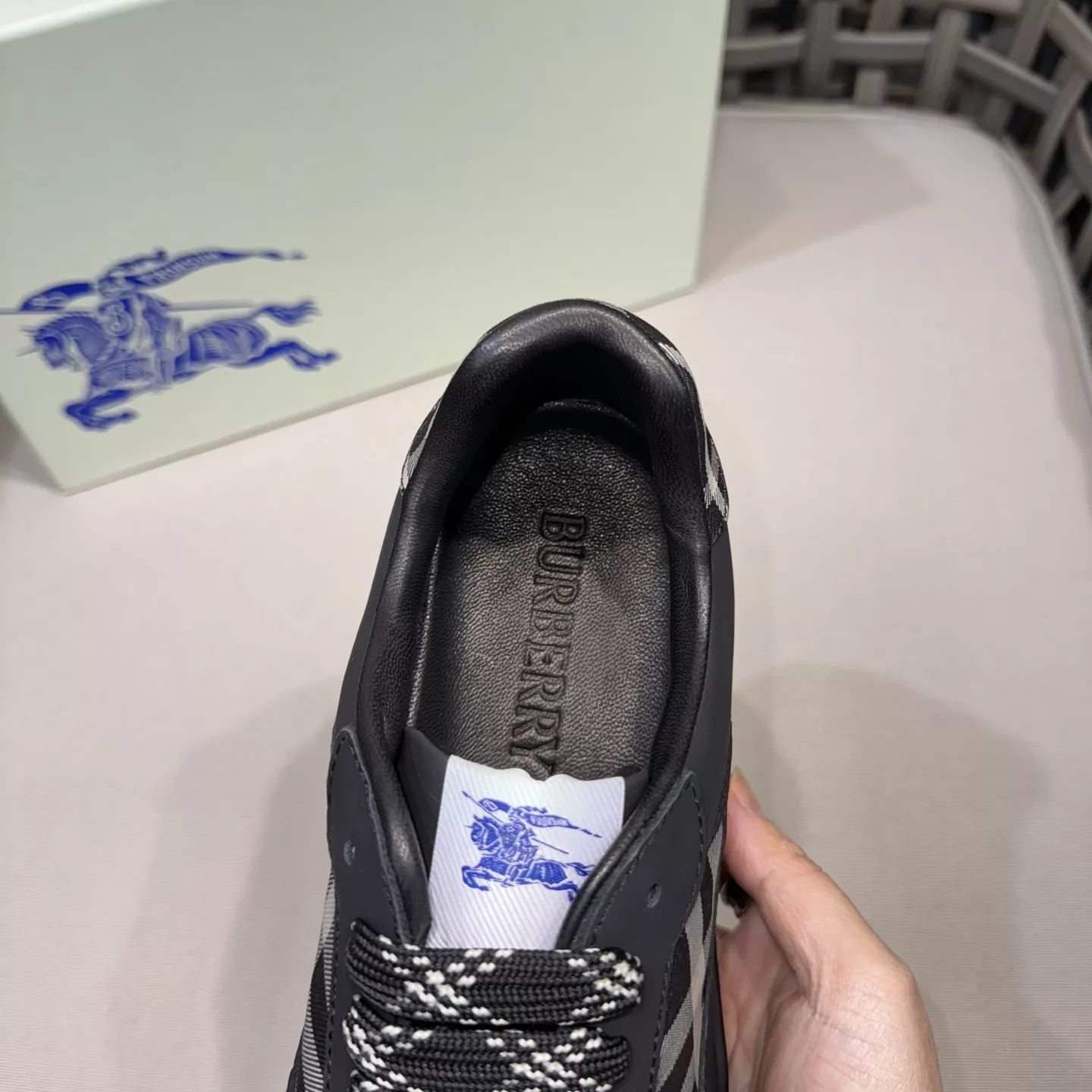 NewStyle 1122 Burberry Casual Shoes For Men