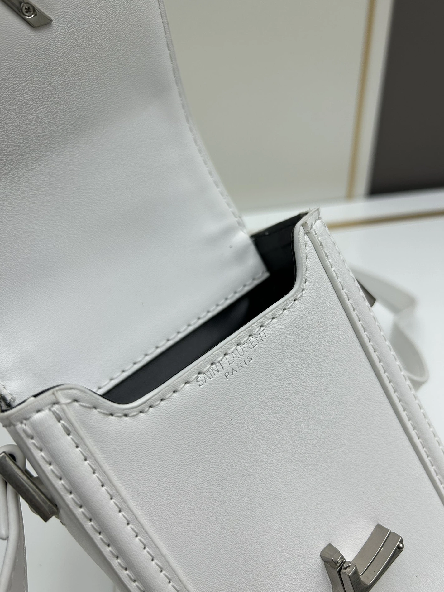 NewStyle 1137 Yves Saint Laurent YSL AAA Quality Messenger Bags For Women
