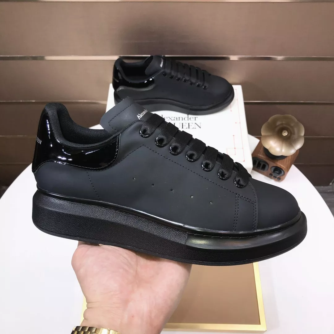 NewStyle 1210 Alexander McQueen Casual Shoes For Men