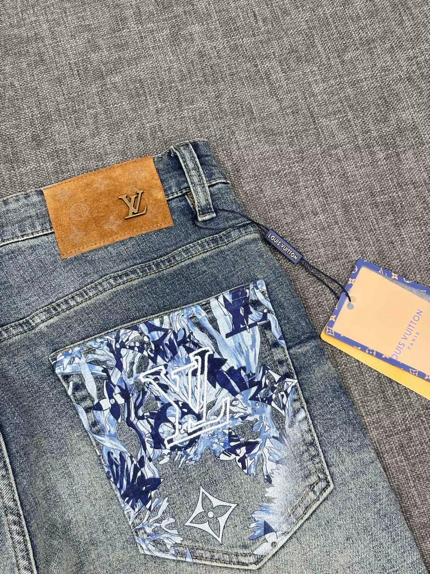 NewStyle 1584 Louis Vuitton LV Jeans For Men