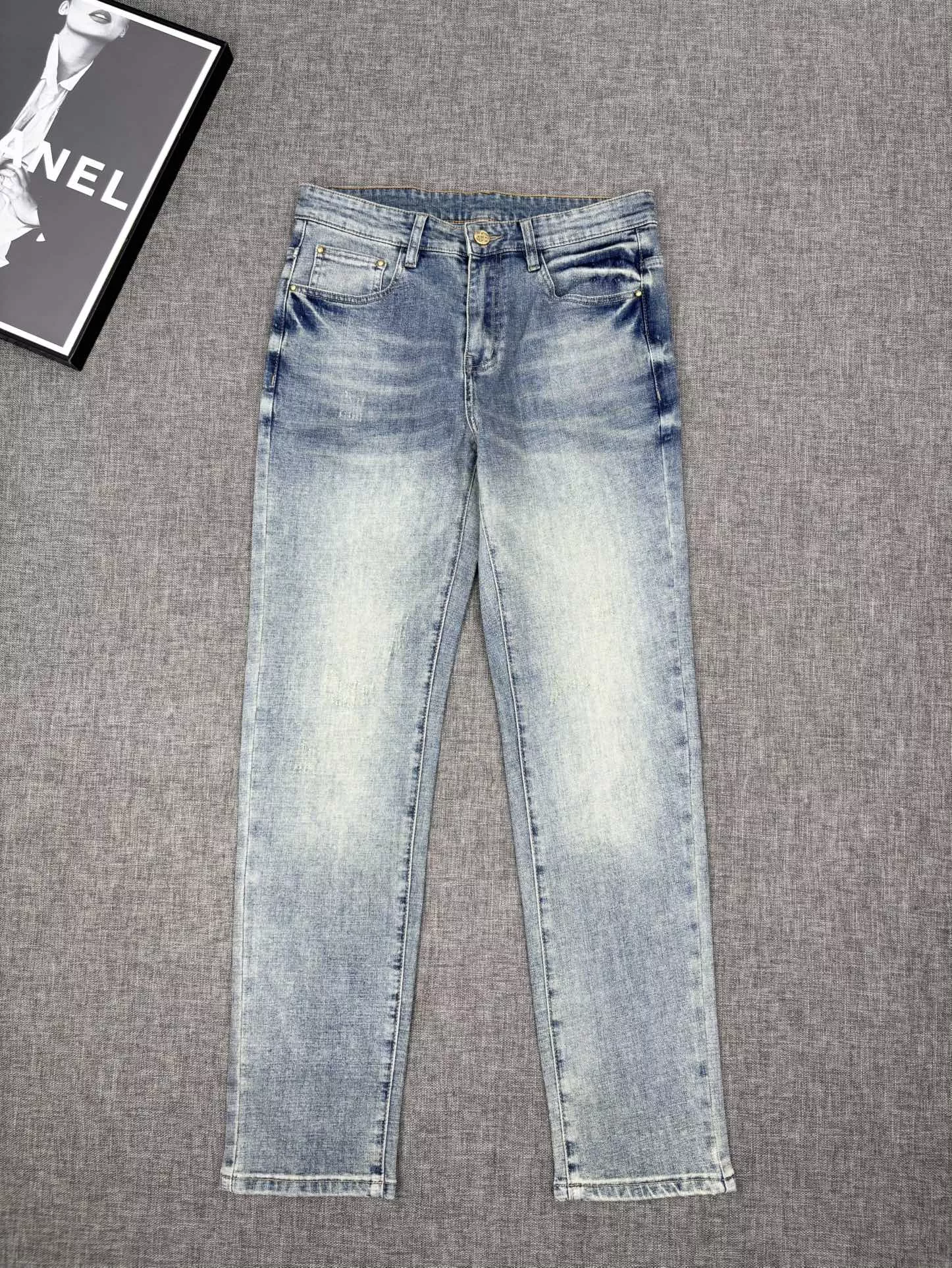 NewStyle 1584 Louis Vuitton LV Jeans For Men