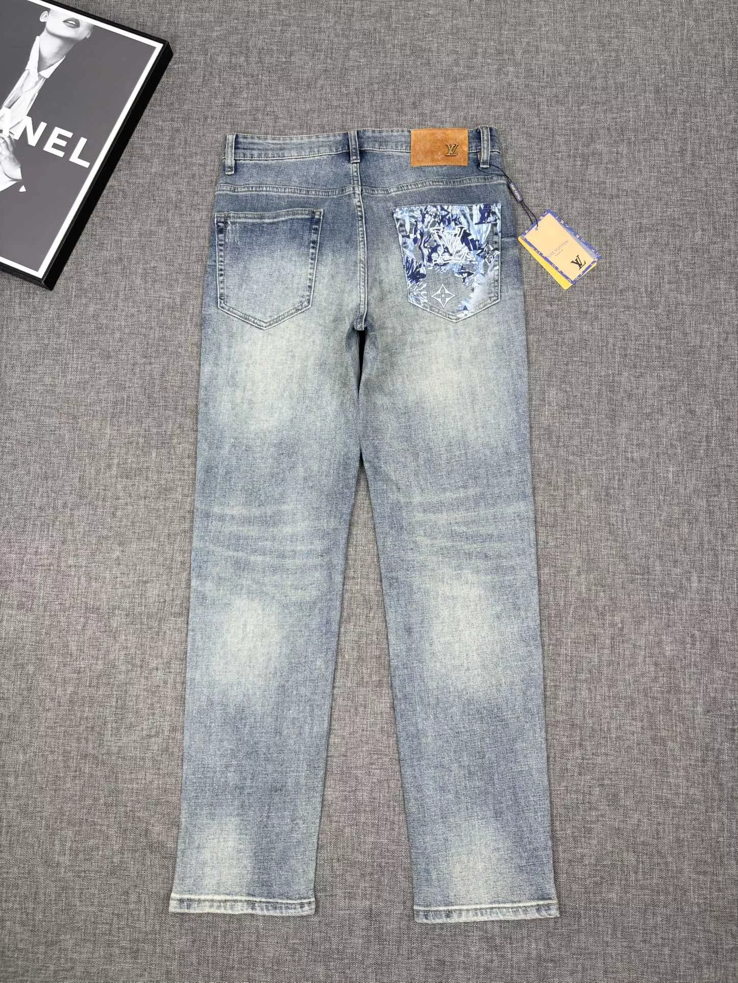 NewStyle 1584 Louis Vuitton LV Jeans For Men