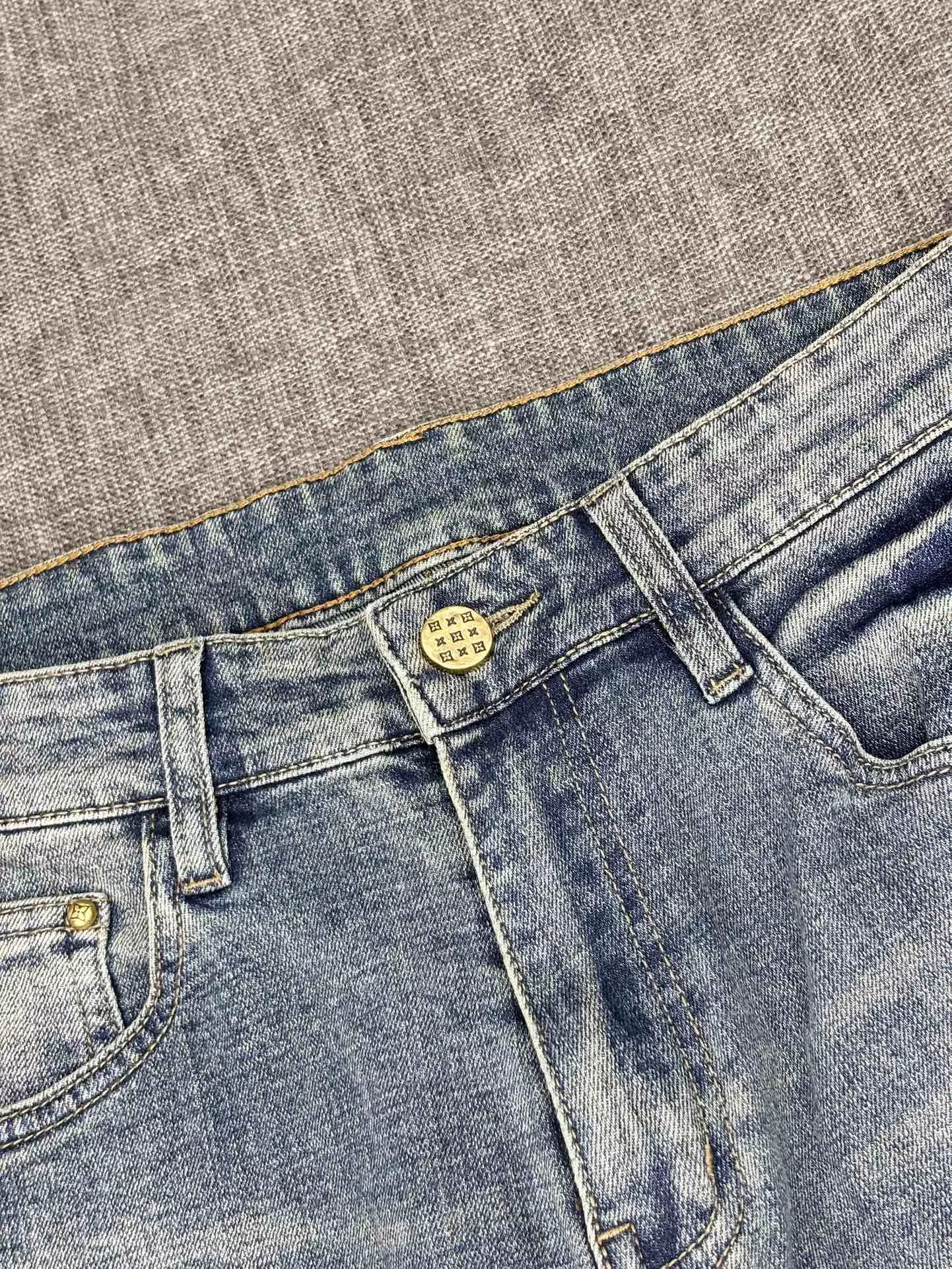 NewStyle 1584 Louis Vuitton LV Jeans For Men