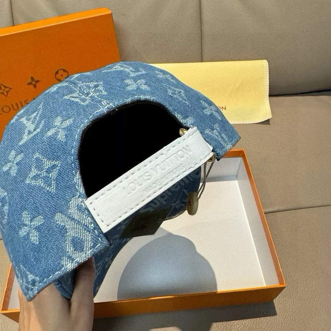 NewStyle 1602 Louis Vuitton LV Caps
