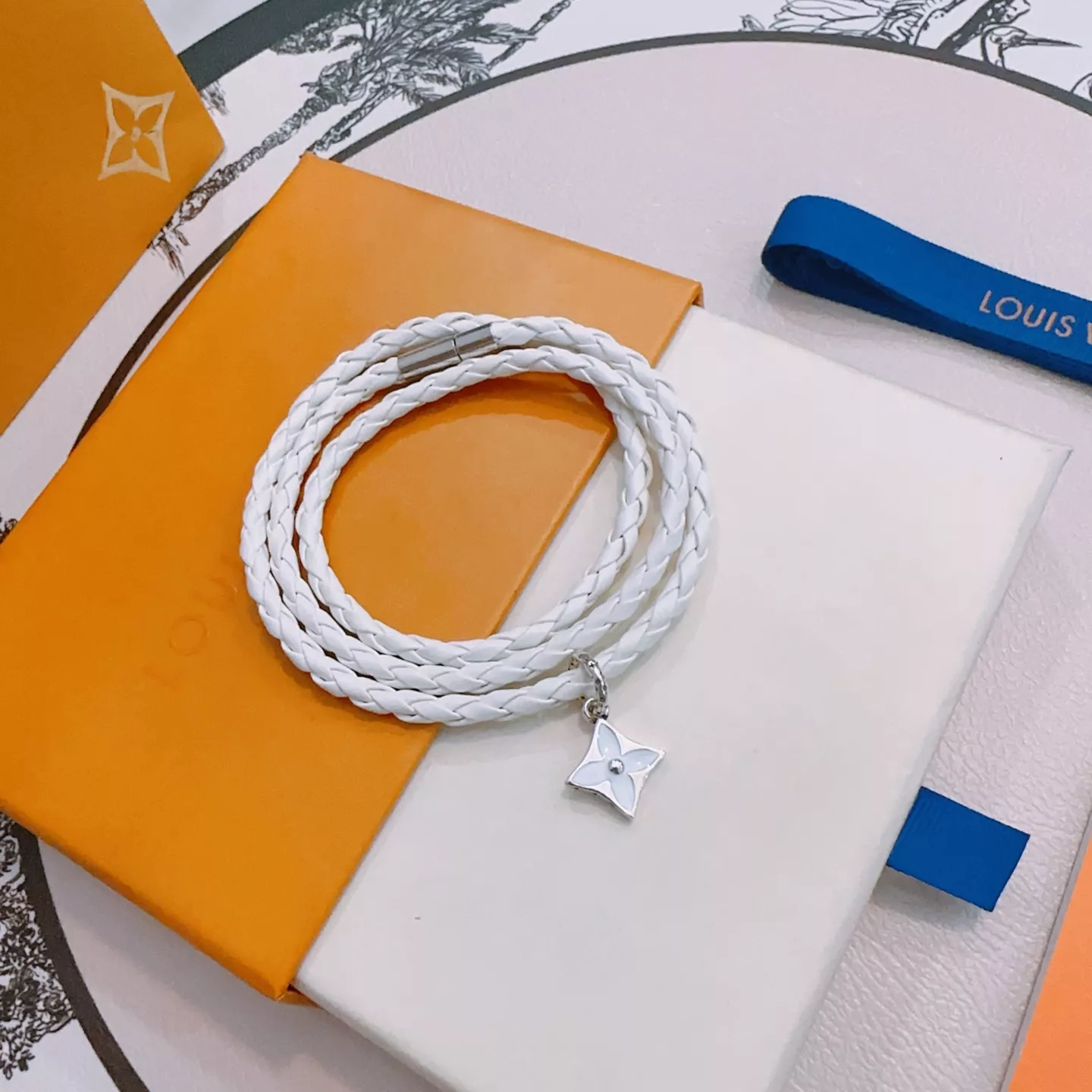 NewStyle 166 Louis Vuitton LV Bracelets