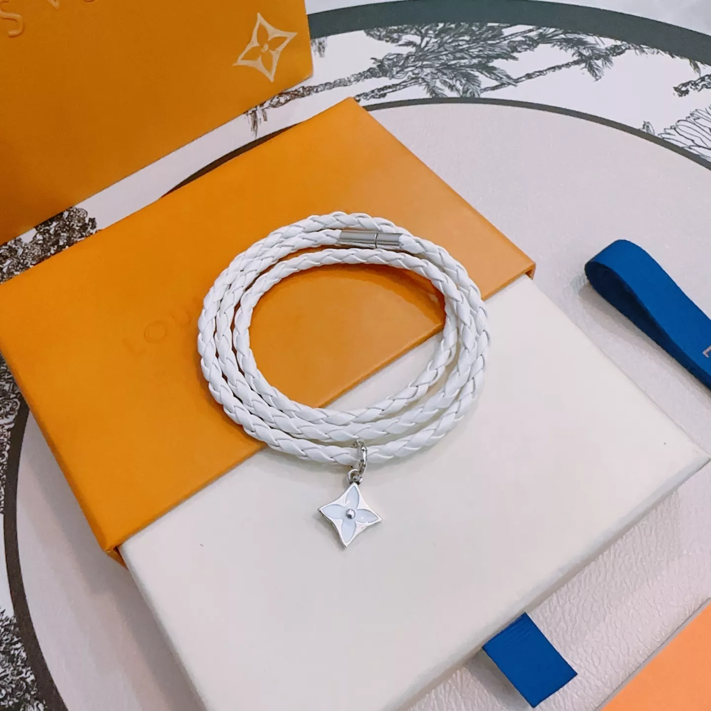 NewStyle 166 Louis Vuitton LV Bracelets