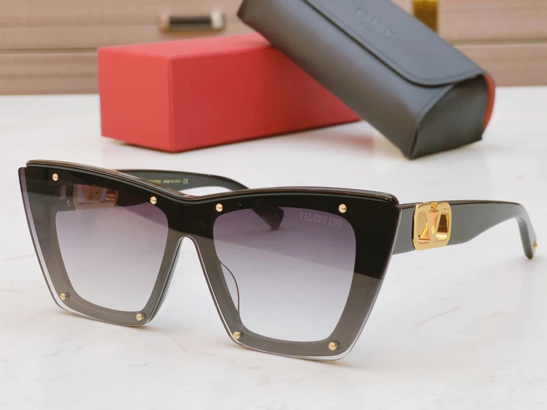 NewStyle 1909 Valentino AAA Quality Sunglasses