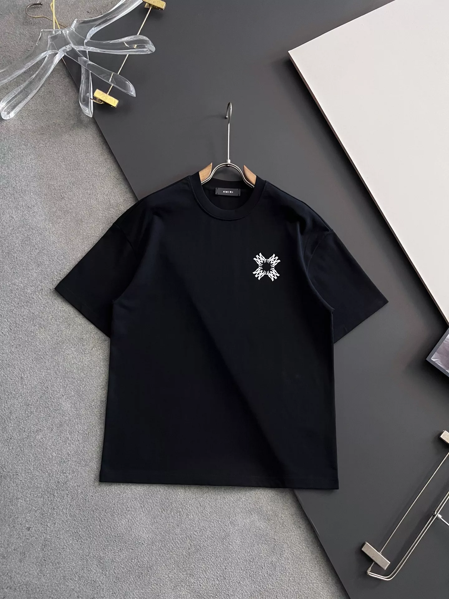 NewStyle 2006 Amiri T-Shirts Short Sleeved For Men