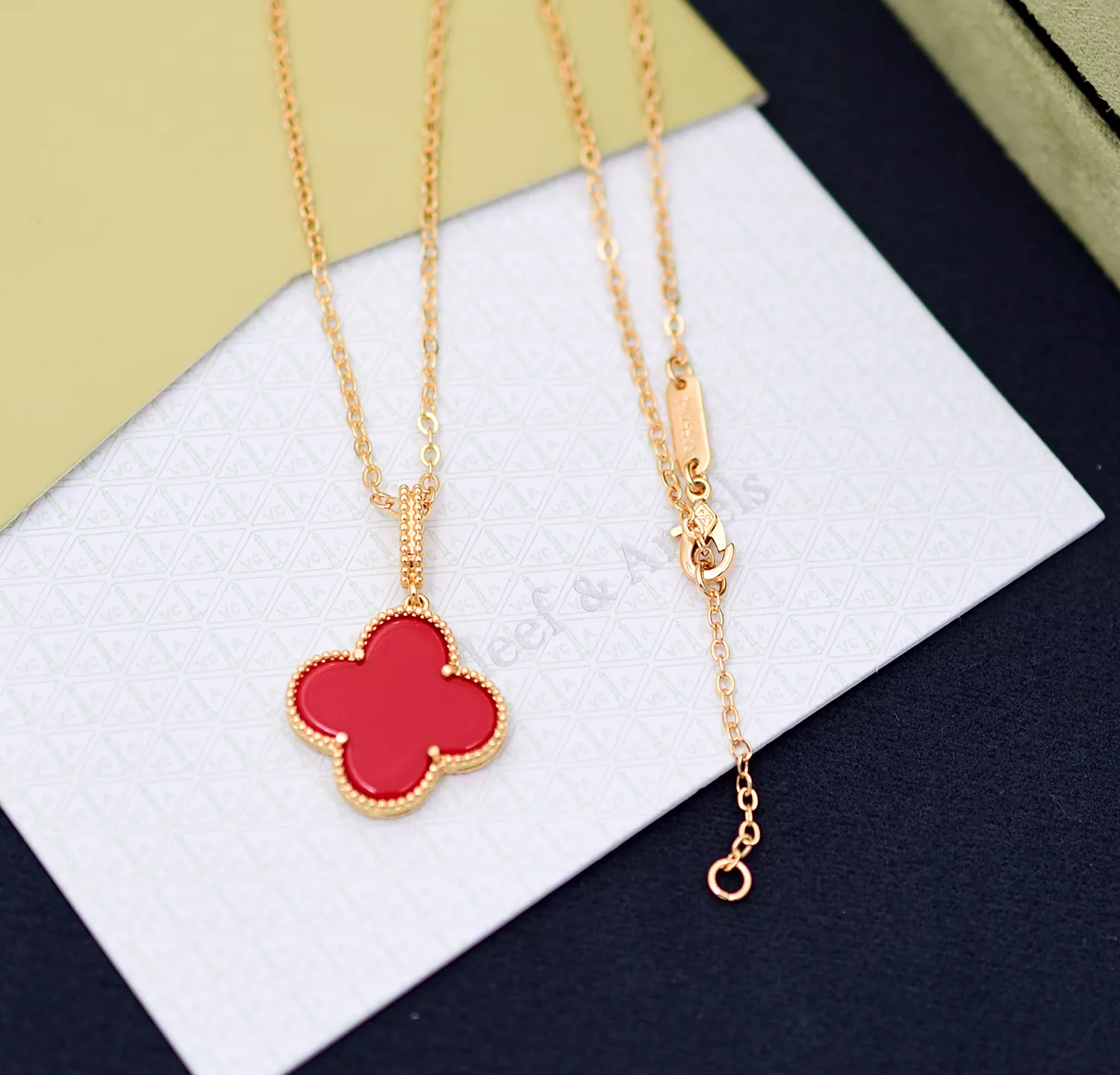 NewStyle 2140 Van Cleef & Arpels Necklaces For Women