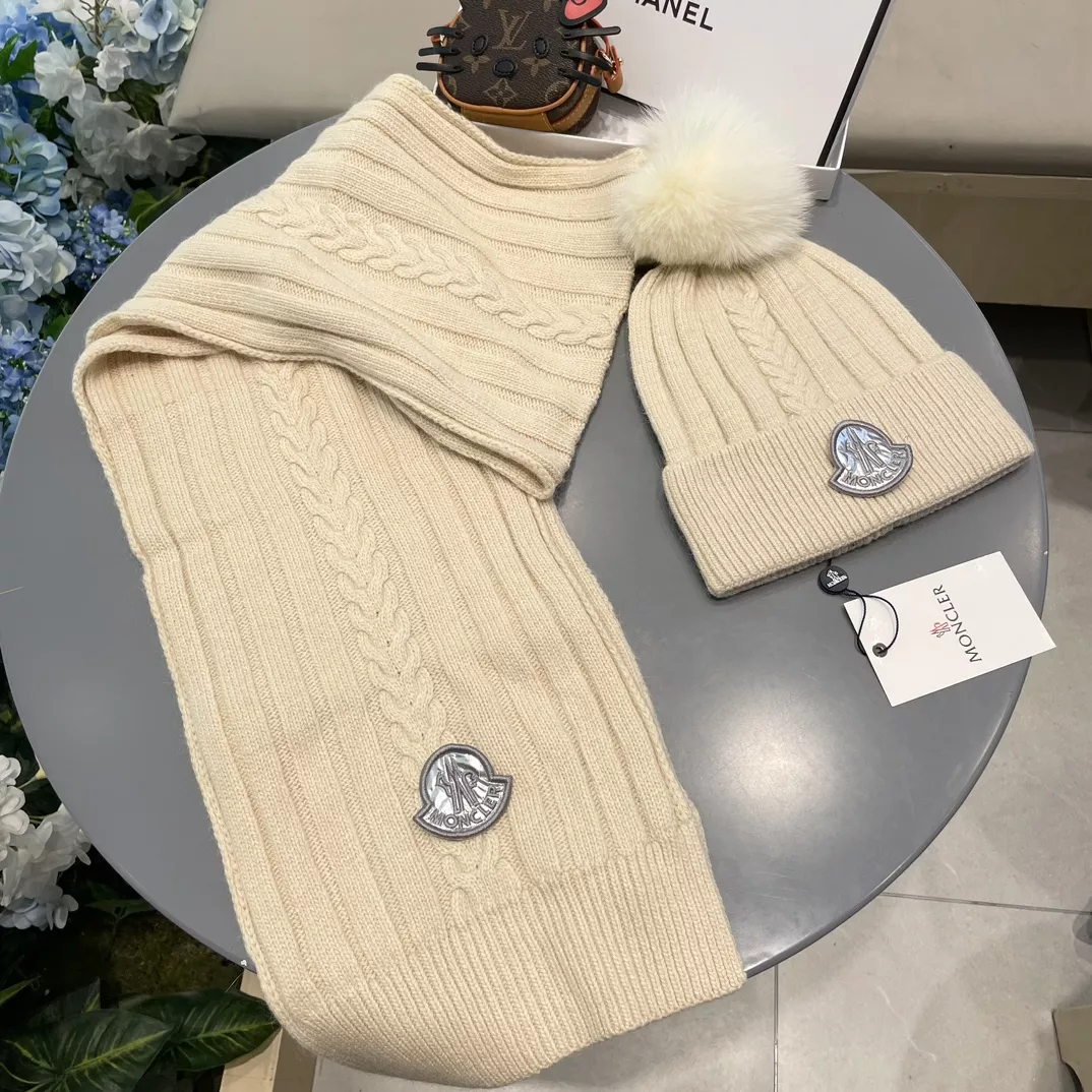 NewStyle 2374 Moncler Hat and Scarf Set