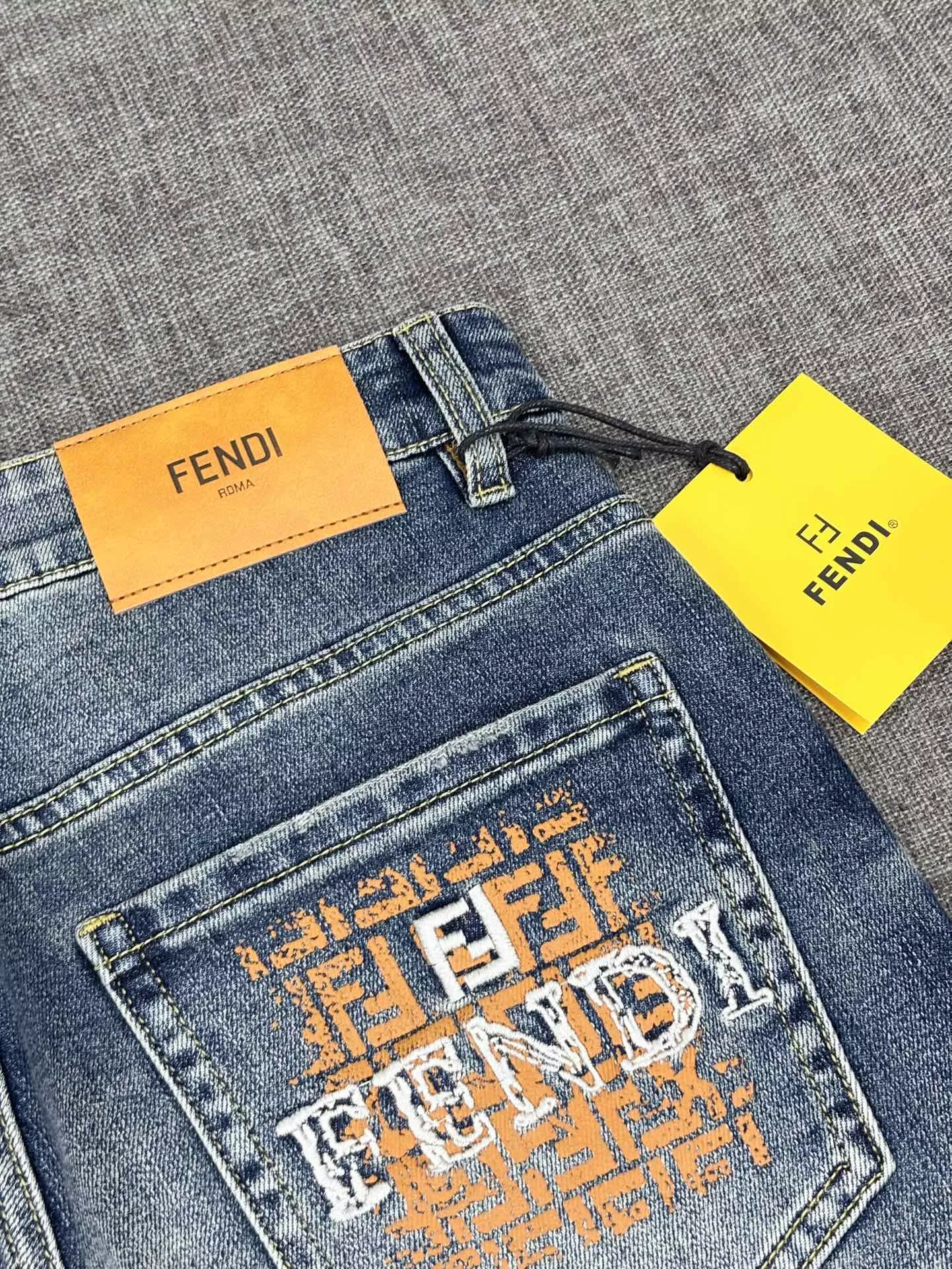 NewStyle 2467 Fendi Jeans For Men