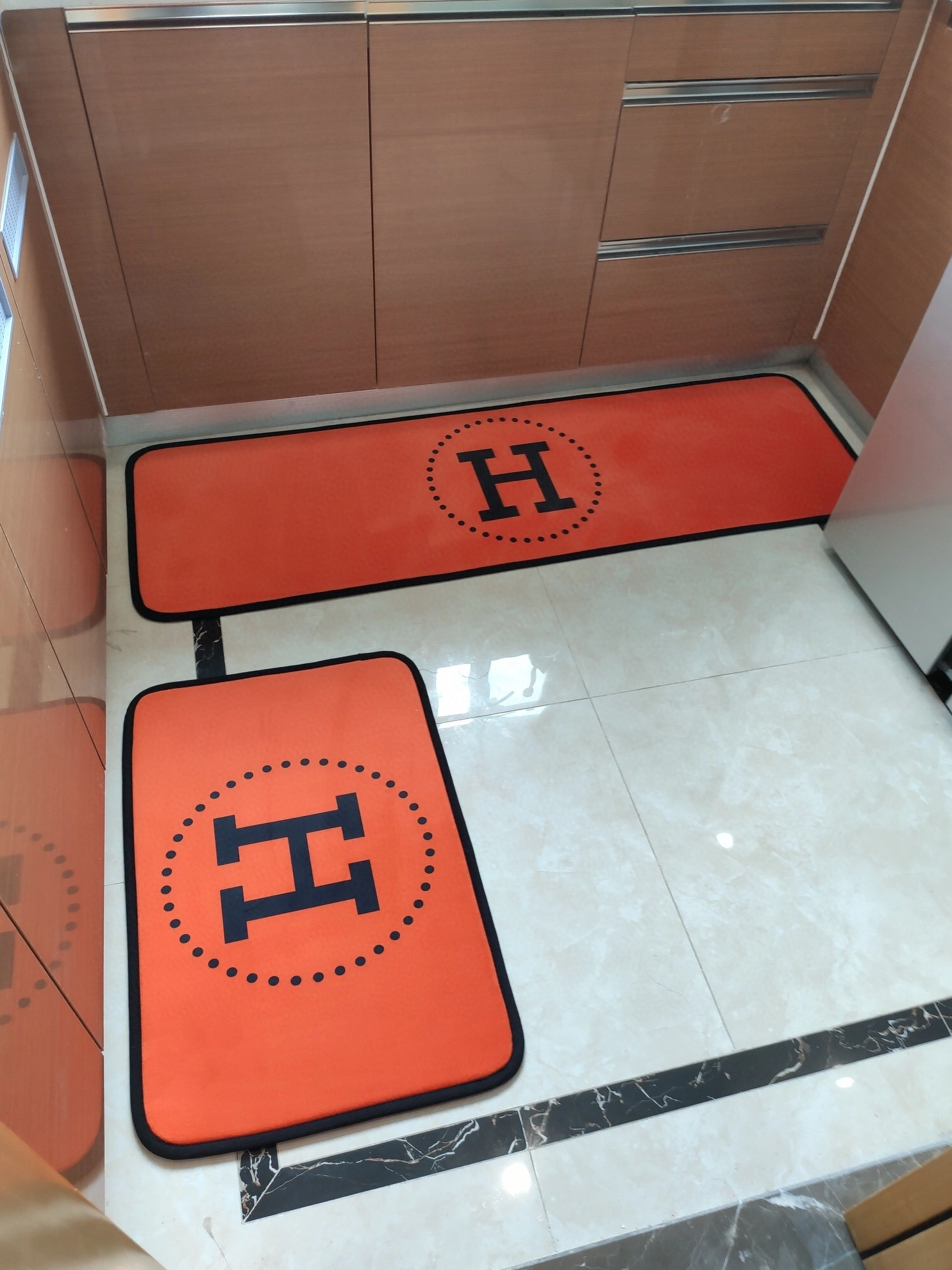 NewStyle 2473 Hermes Carpets