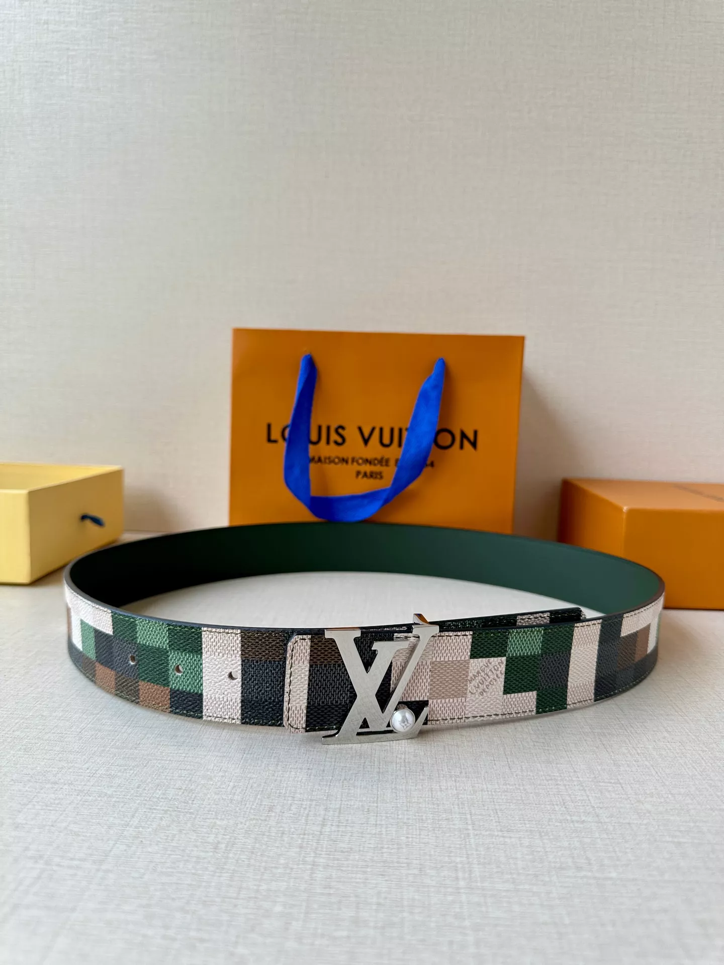 NewStyle 259 Louis Vuitton AAA Quality Belts In 4.0cm For Unisex