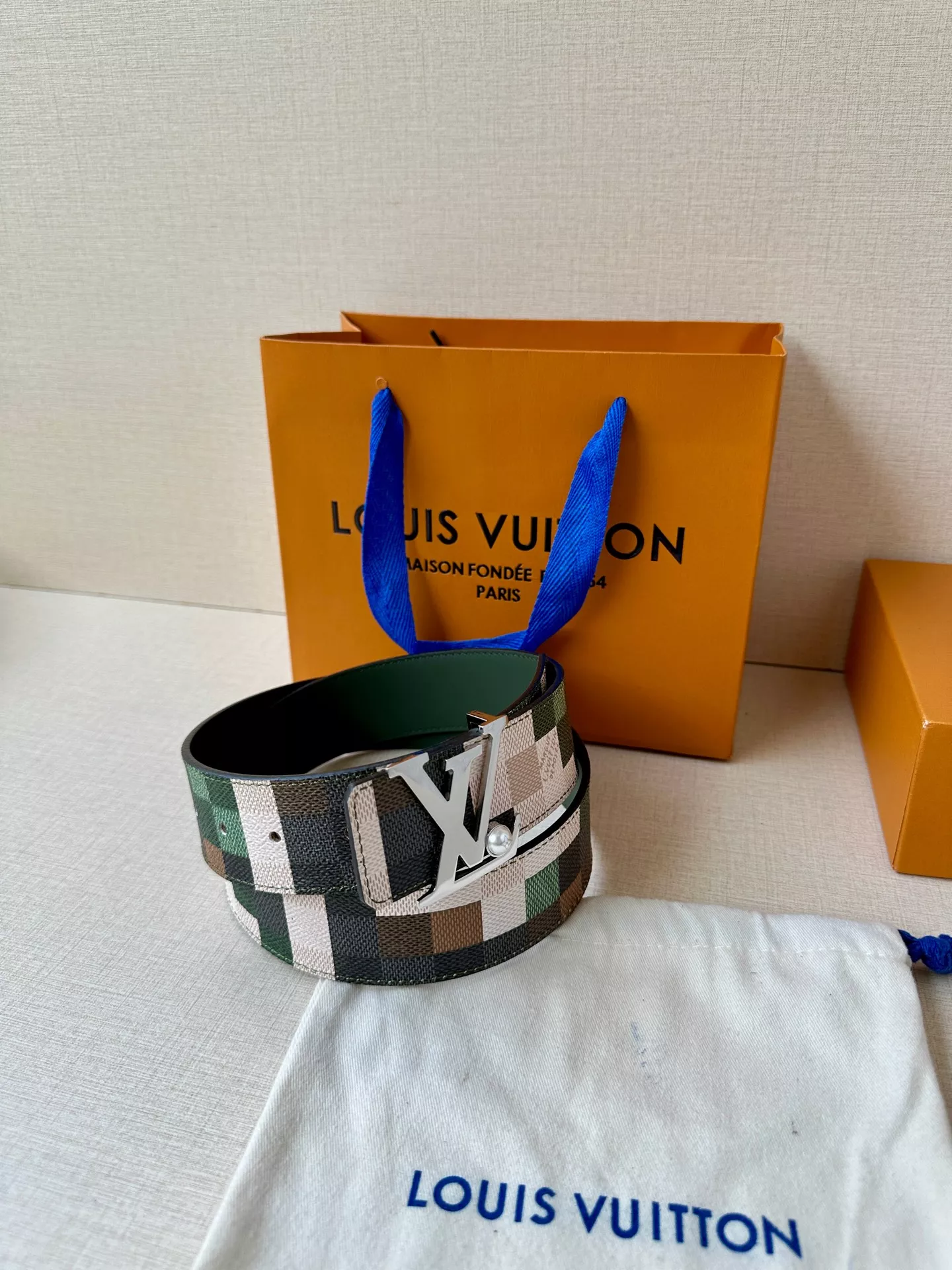 NewStyle 259 Louis Vuitton AAA Quality Belts In 4.0cm For Unisex