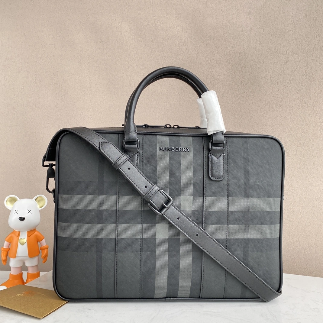 NewStyle 2955 Burberry AAA Man Handbags