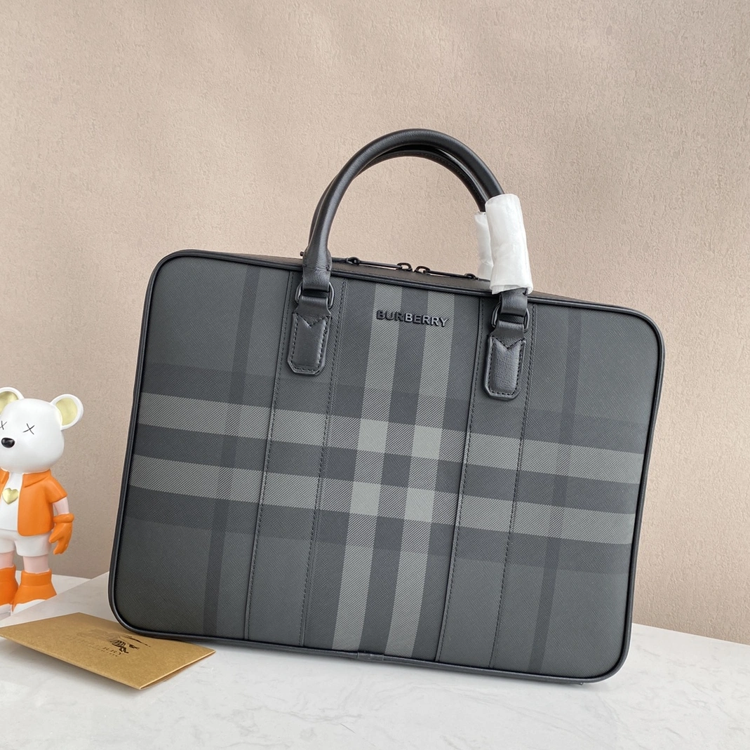 NewStyle 2955 Burberry AAA Man Handbags