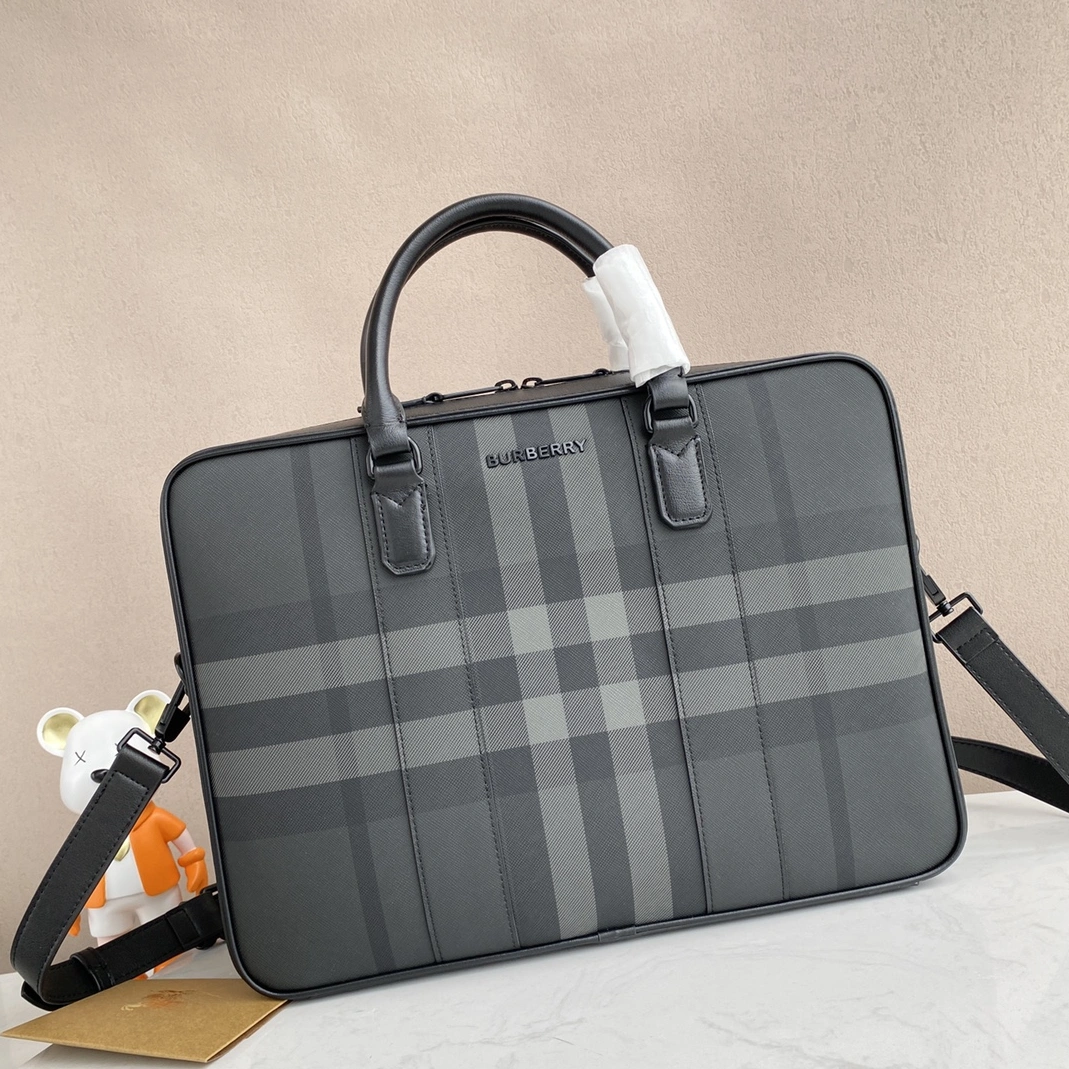 NewStyle 2955 Burberry AAA Man Handbags