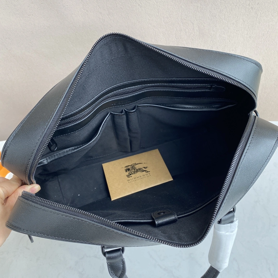 NewStyle 2955 Burberry AAA Man Handbags