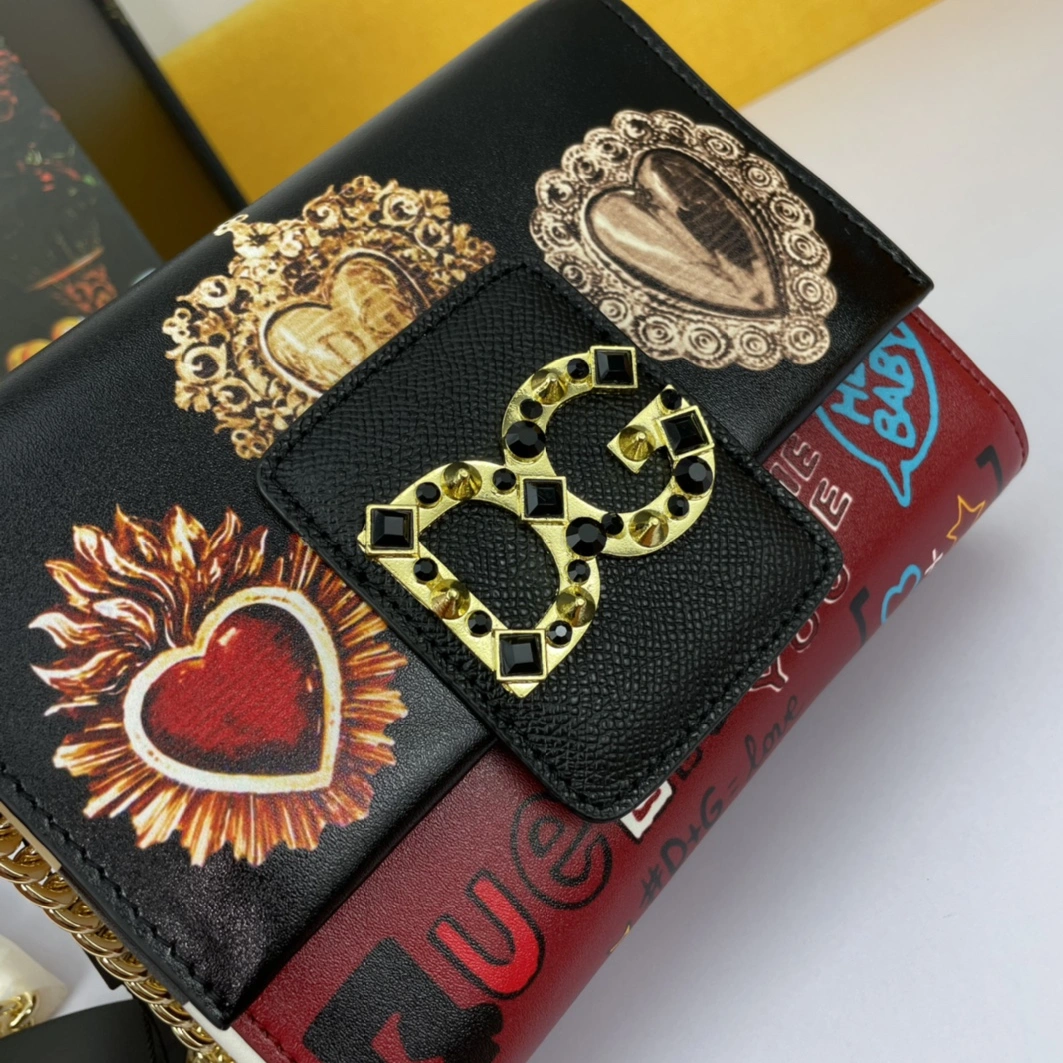 NewStyle 3000 Dolce & Gabbana D&G AAA Quality Messenger Bags For Women