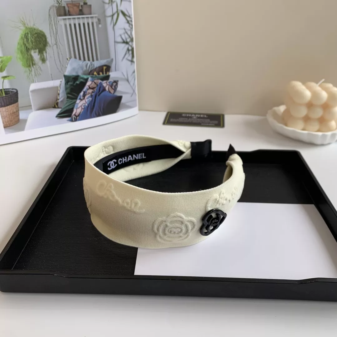 NewStyle 3038 Chanel Headband