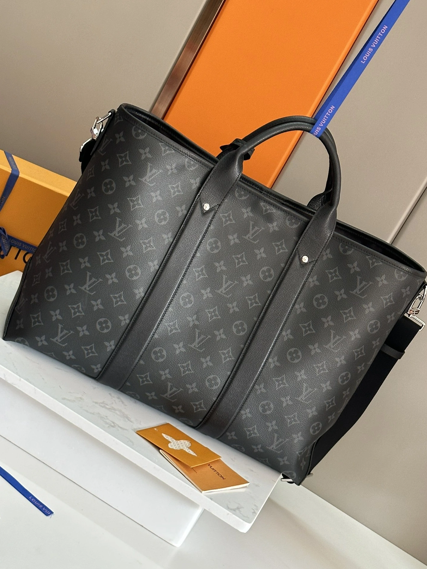 NewStyle 3186 Louis Vuitton AAA Man Handbags